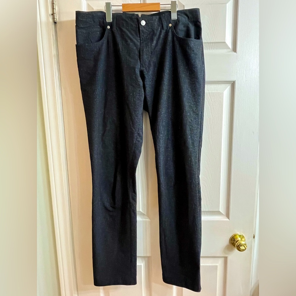 J. Lindberg golf slim fit pants size 34w 34l